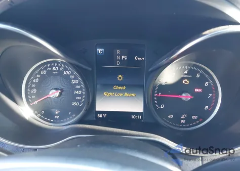 2016 Mercedes-Benz C 300 Sport z USA, uszkodzony, nr VIN 55SWF4JB0GU167033